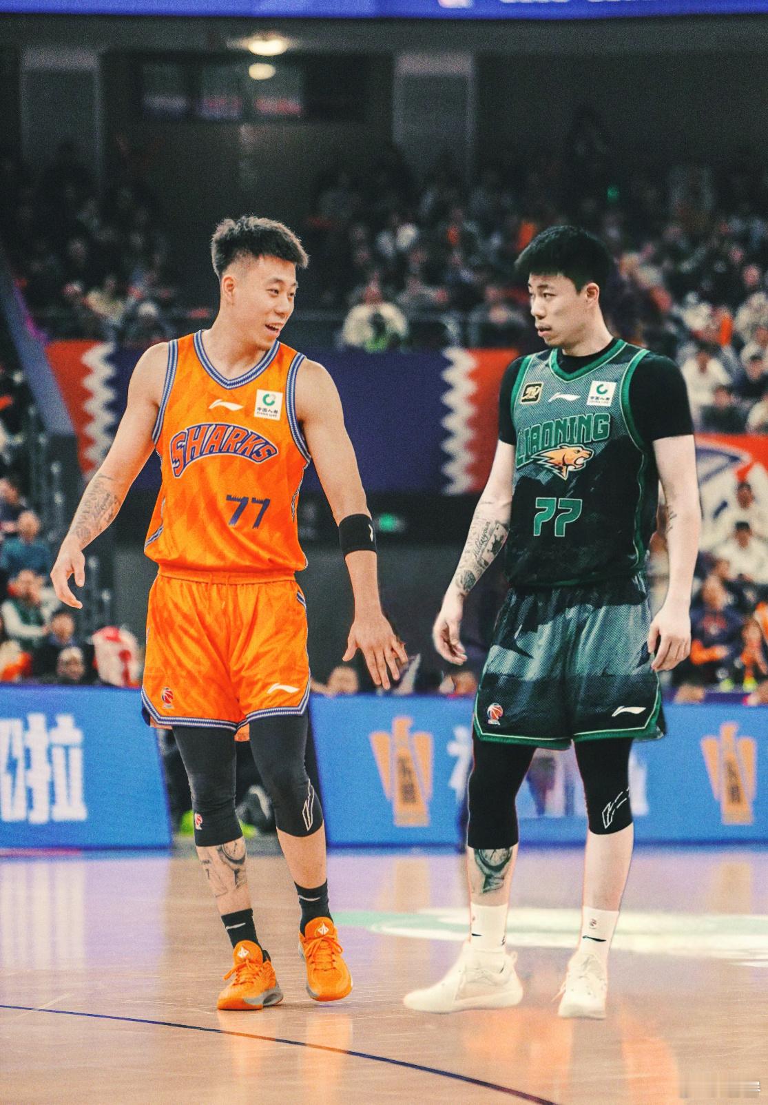 张镇麟空接扣篮打停比赛，只是这一次去记录台要暂停的是辽宁队。我想起前辈以前教诲的