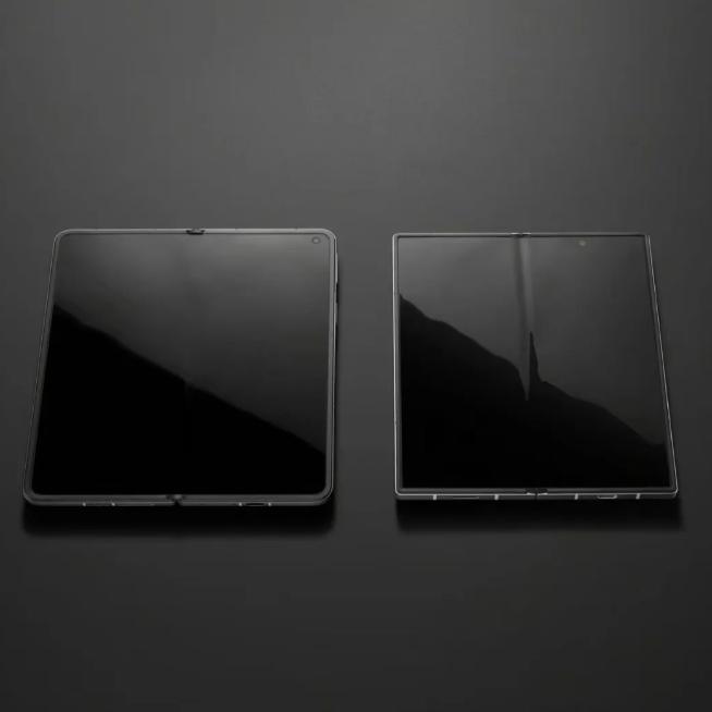 2026 年的折叠屏市场，彻底告别了盲目堆料的加法时代，正式迈入精简体...