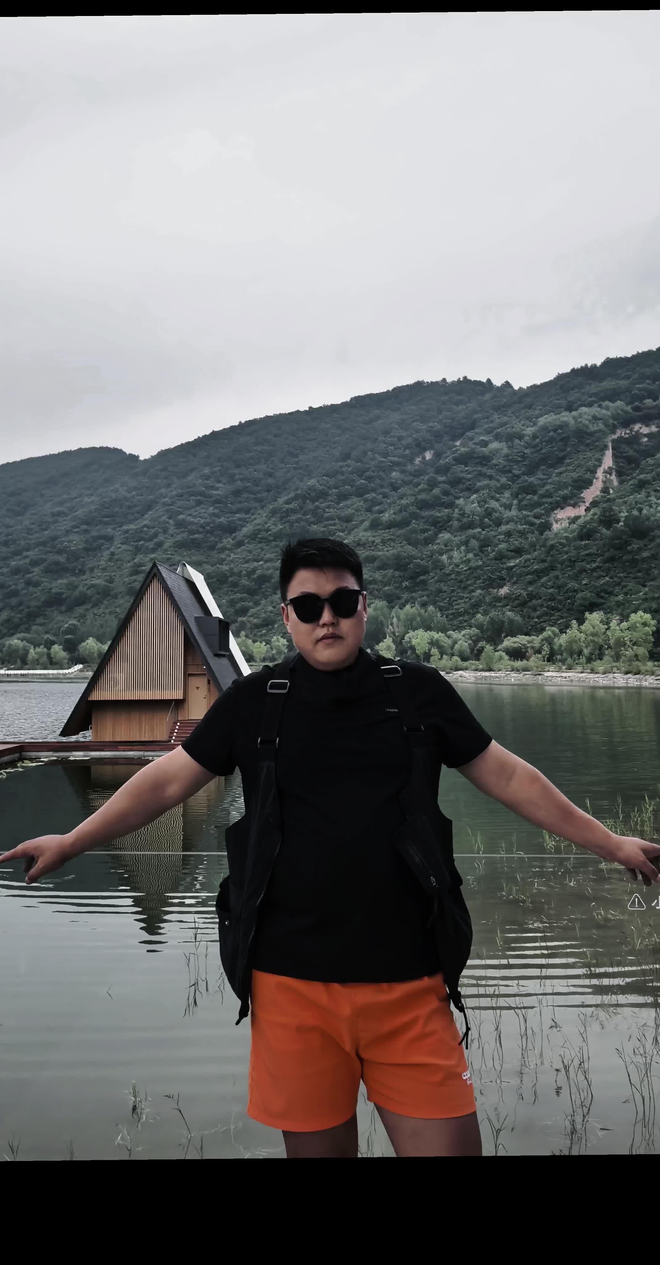 以前不甘心，总想争个是非对错，总想要个结果 ，现在不了，人心各有所愿...