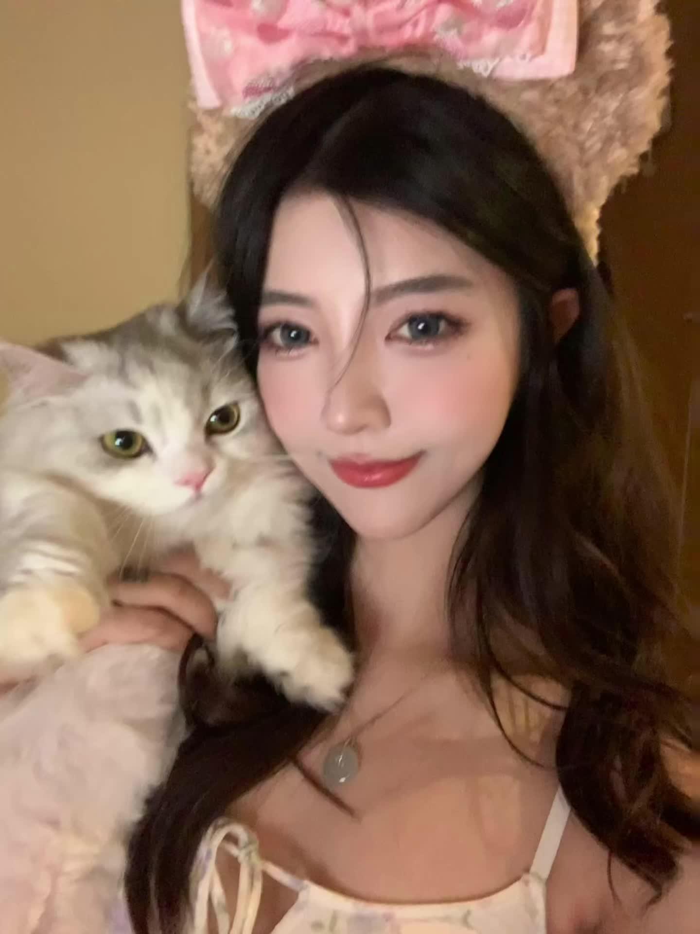 幸福秘诀 吃饱 然后躺下