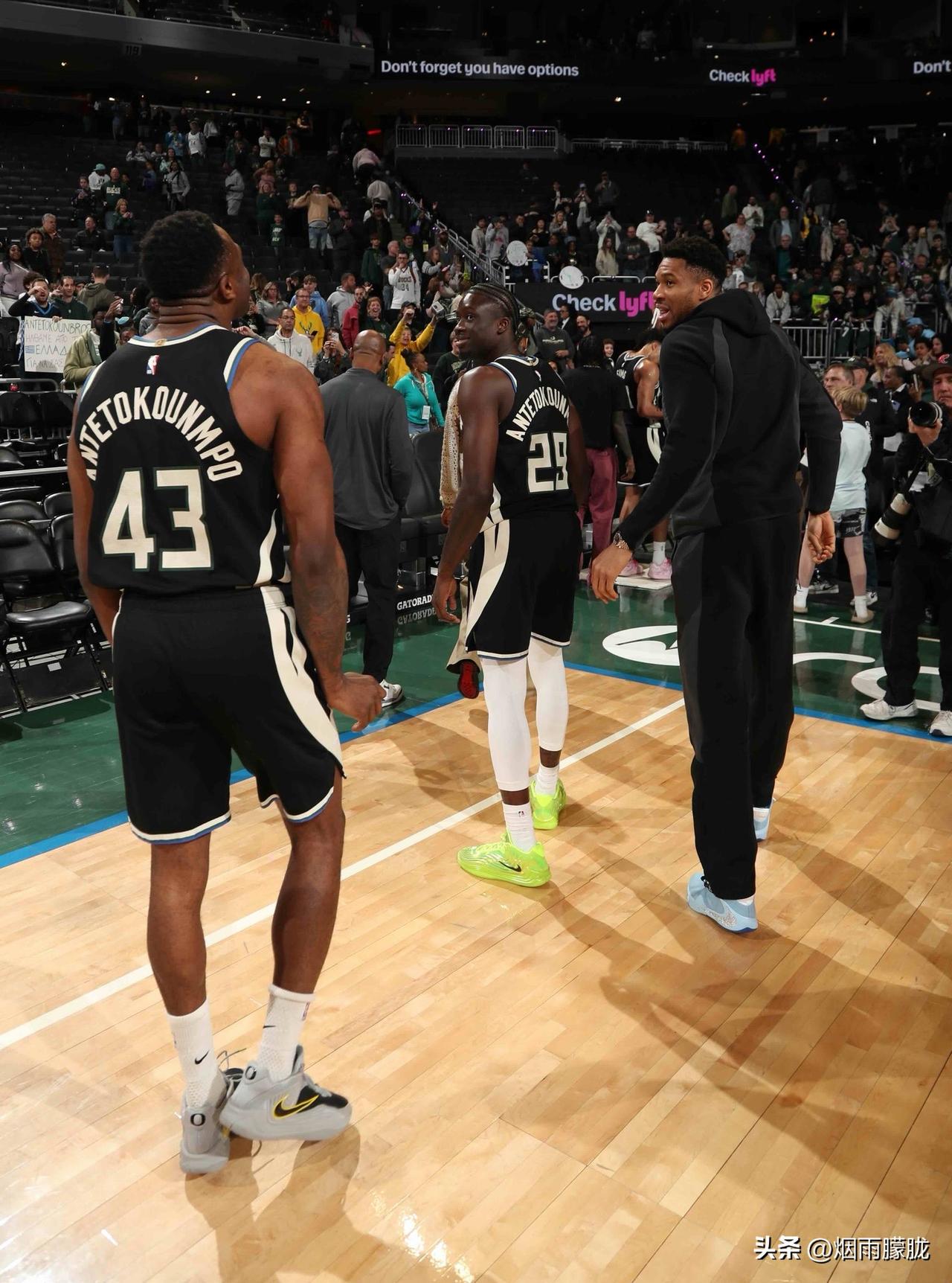 字母哥想要创造三兄弟同场竞技的NBA历史！

据Shams大神报道，字母哥本周“