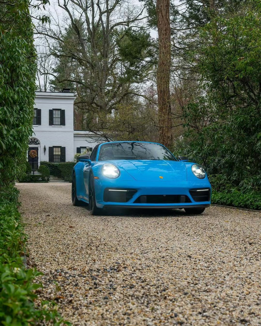 保时捷 911 Carrera 4 GTS Cabriolet [色][色] ​