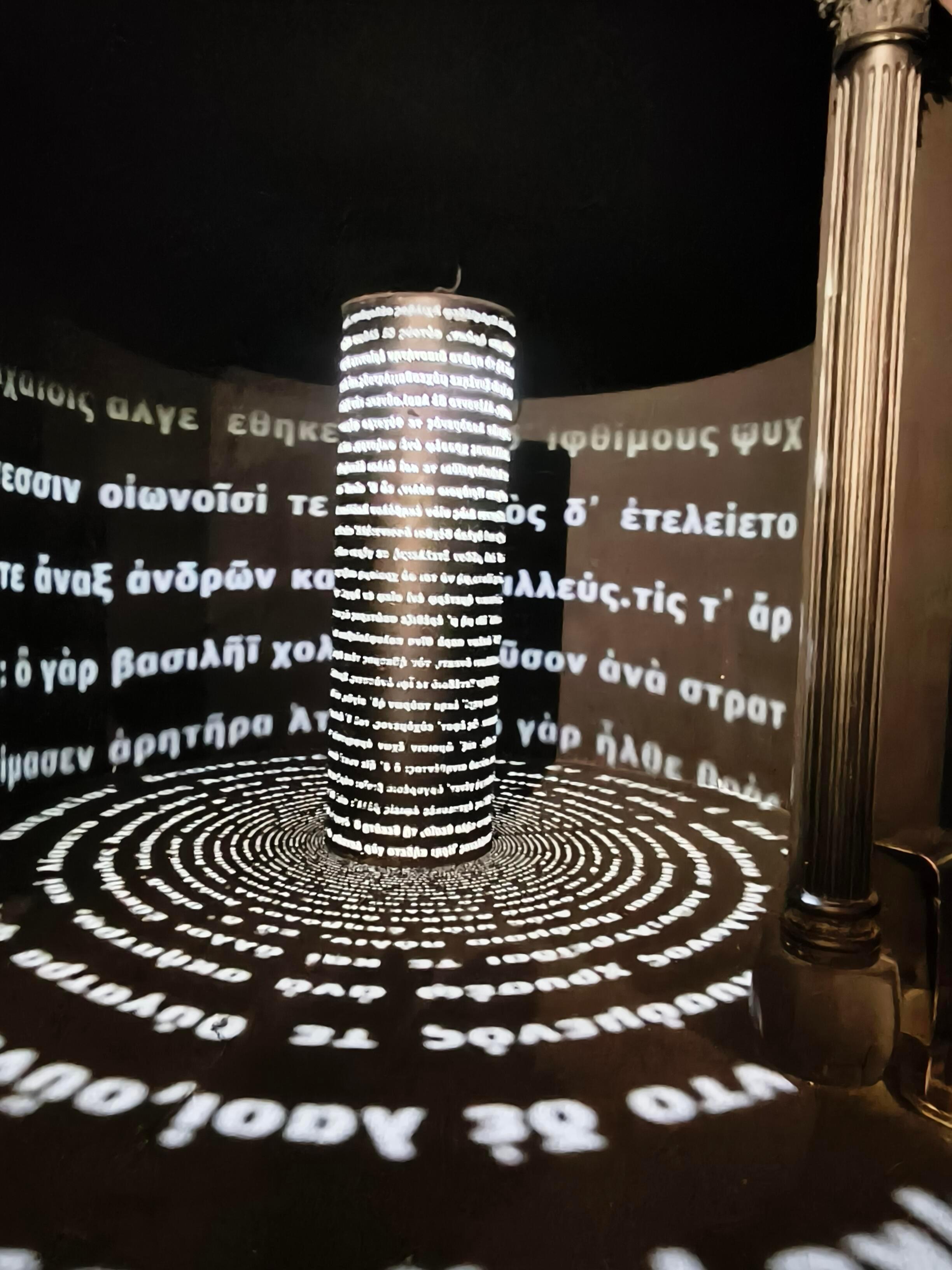 新城事 藏在陕西省图书馆高新馆五楼的大英图书馆沉浸式展，把魔法世界搬进了西安！一