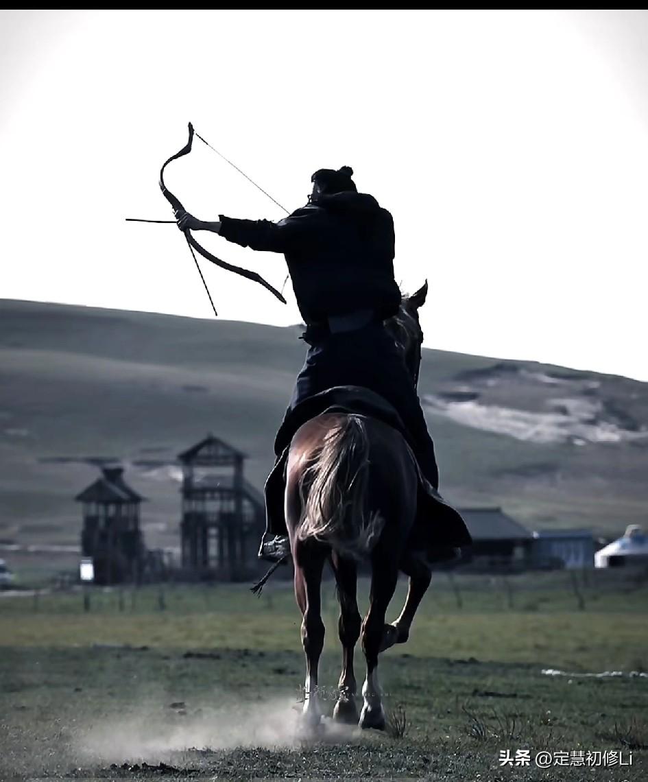 看到肖战双手脱缰骑射视频，这么厉害从没有听肖战和粉丝说过，这要是放在其他明星身上