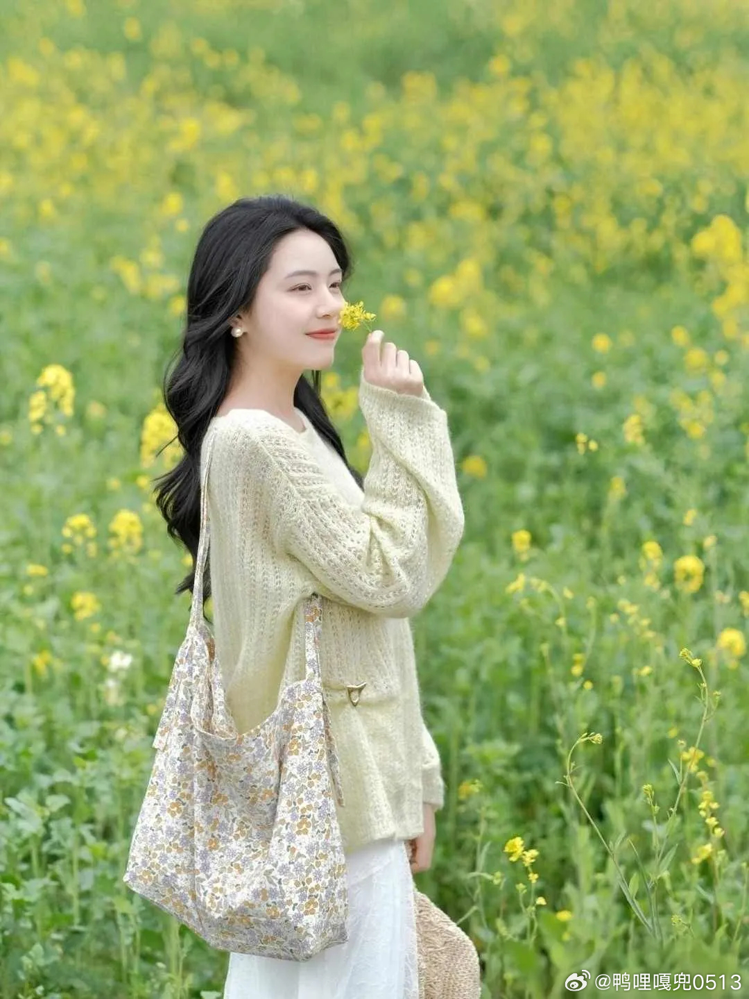 穿搭时尚穿搭今天穿什么ootd 浅色系穿搭满屏的春天气息扑面而来 