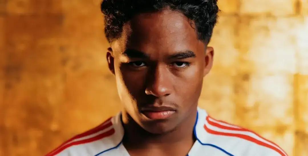 皇马正在做一笔很“亏”的生意。他们把4750万买的未来巨星，100万就租给了别人