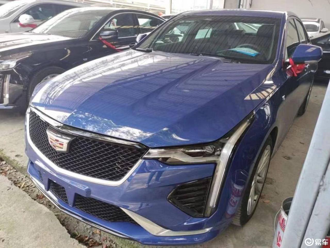 【车主： 虽然说车子的这个配置也还可以，但是我感觉减震有点硬】
凯迪拉克CT4 