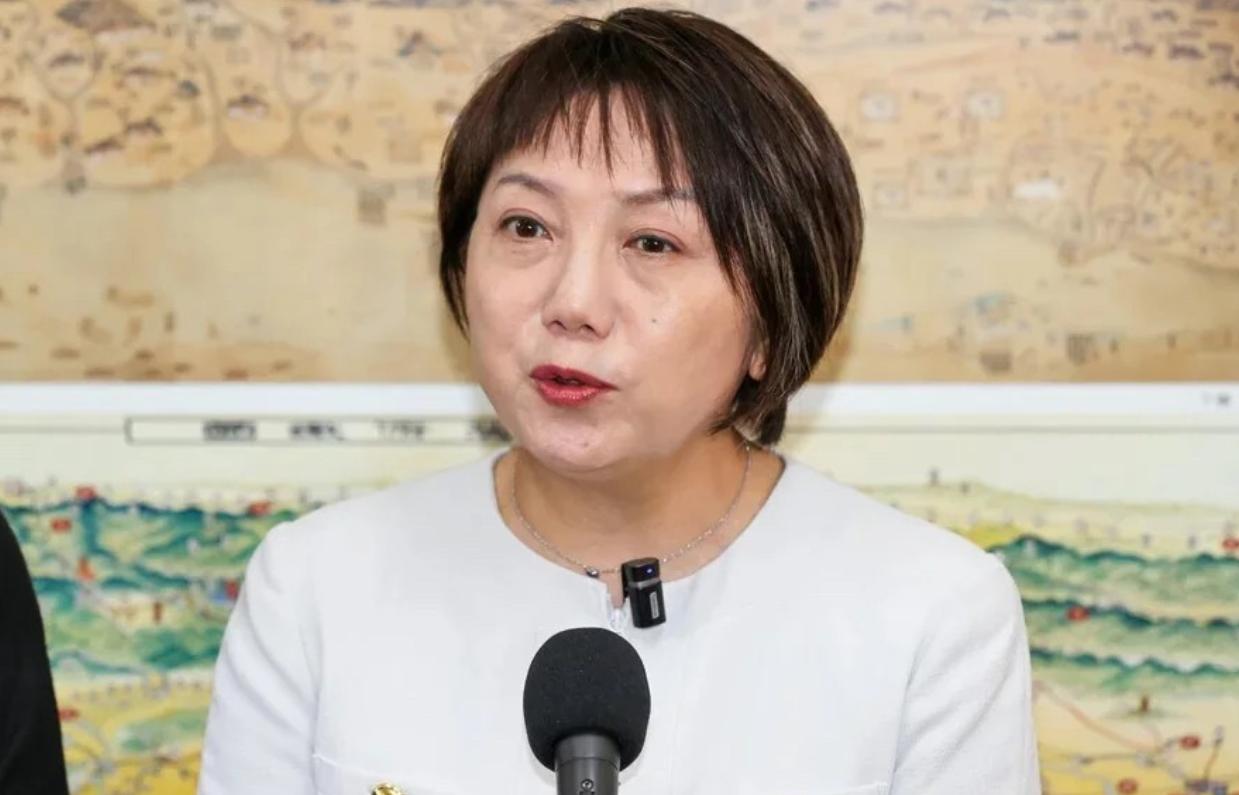 民进党铁了心跟我们干，何必？脑子咋想的，这些人，真是的！

湾湾副领导人萧美琴，