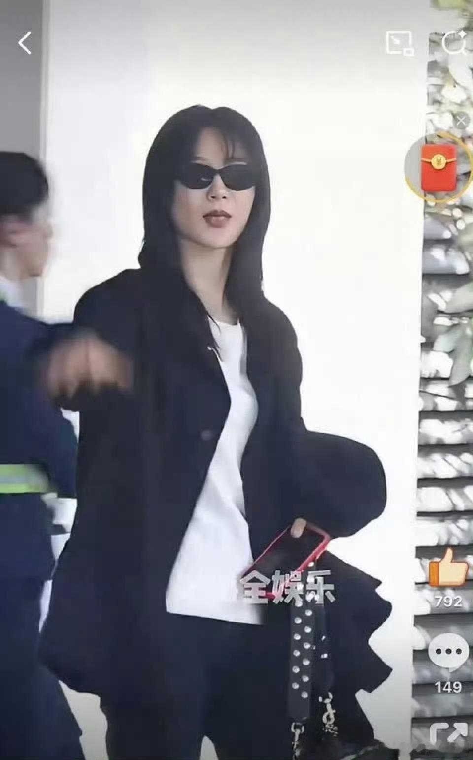 你还是从前那个少女没有一丝丝改变🎵 