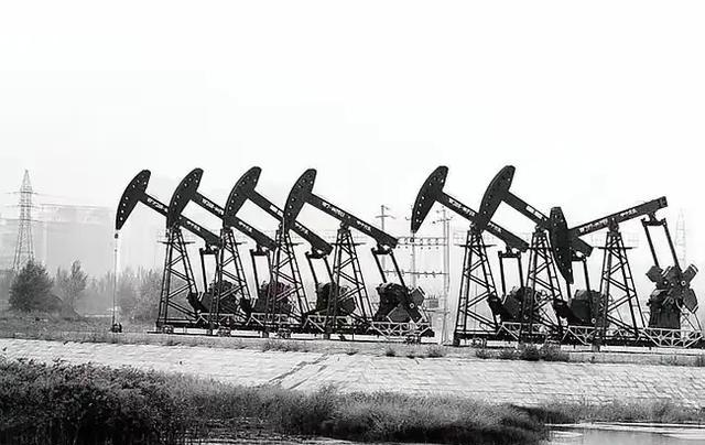 当年日本没发现大庆油田，看似是国运，背后实则是东北抗联先辈们的以命相拼。当时日本