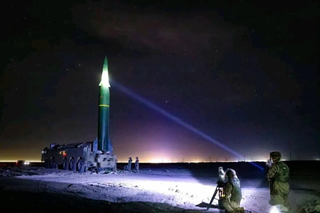 东风浩荡，黑夜出击烽火问鼎计划陆军老大哥中美军事力量