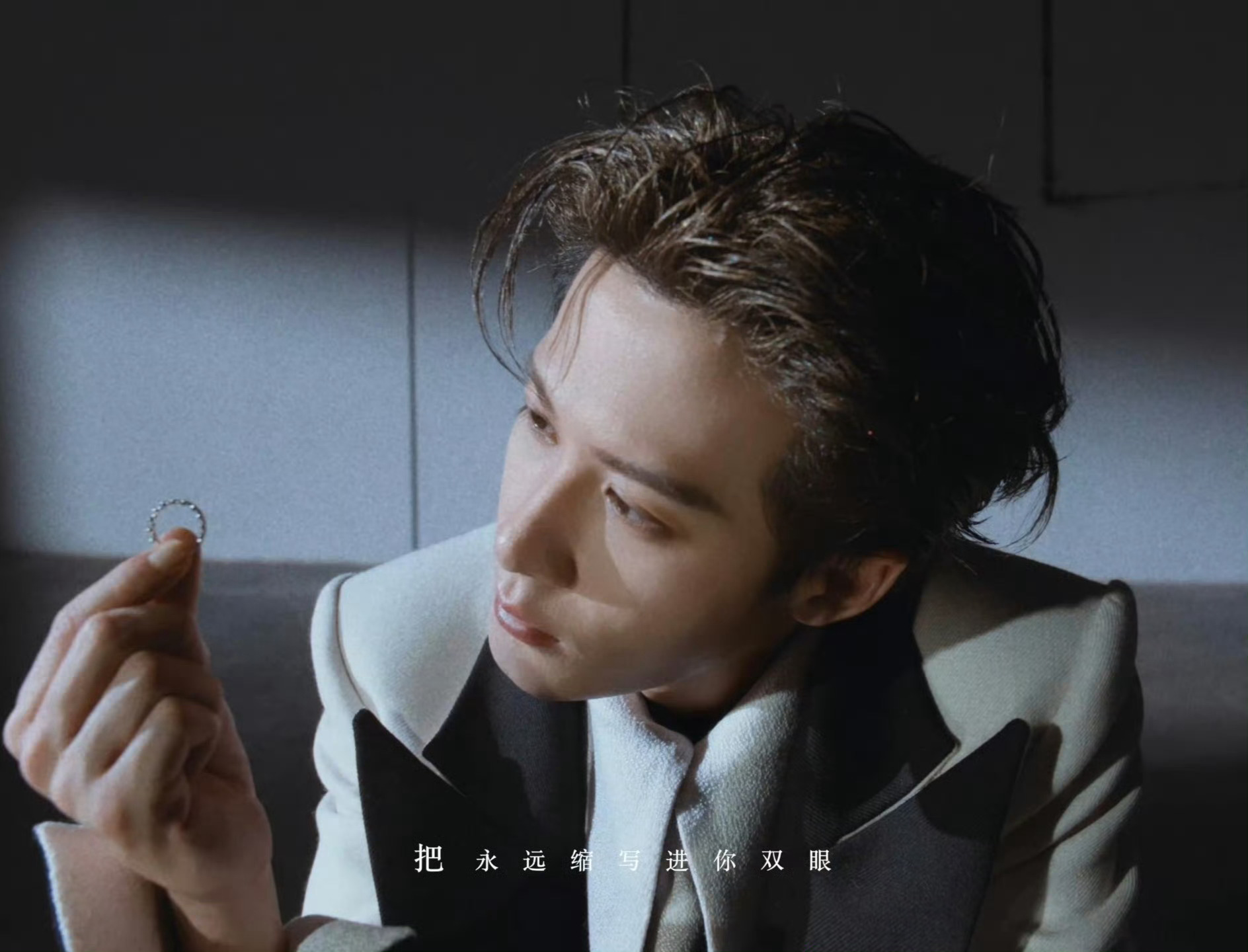 今天就能听到三专了 好激动[期待] ​​​