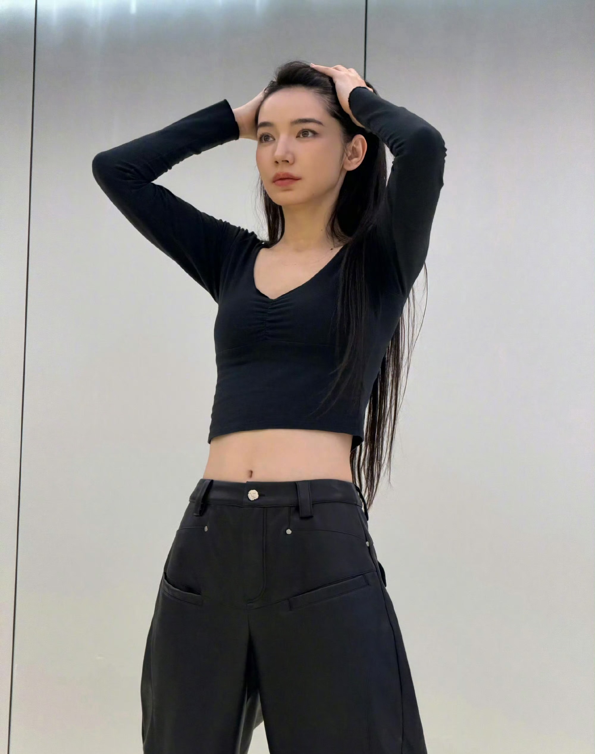 浪姐7买股代斯新疆美女代斯终于来浪姐了，又美又A期待姐姐的精彩舞台！乘风2026