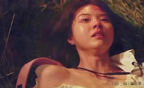 河北保定，一已婚男子和一少妇好上了，他们在一次亲密过程中，女子生理期不愿意，但男