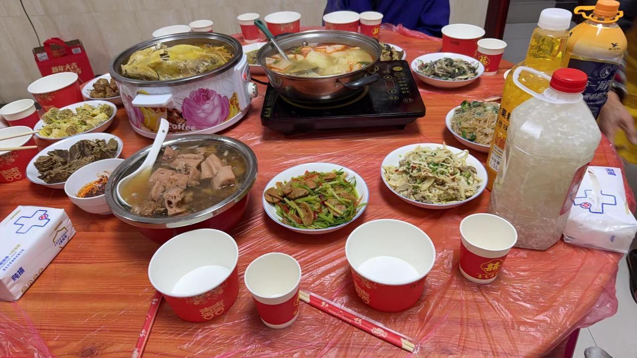 【2026年夜饭开吃啦】今年在我家领导老家过年，中午已经吃完年夜饭啦哈哈过年吃出