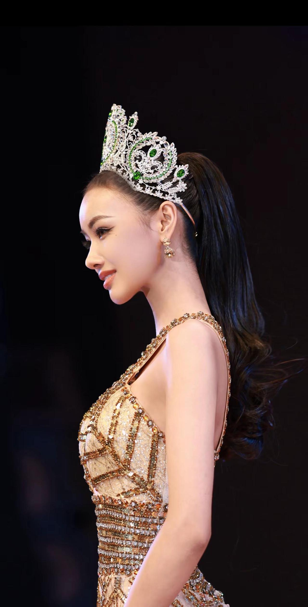 所有人 感受！李刘宇 贴头皮大光明 模特