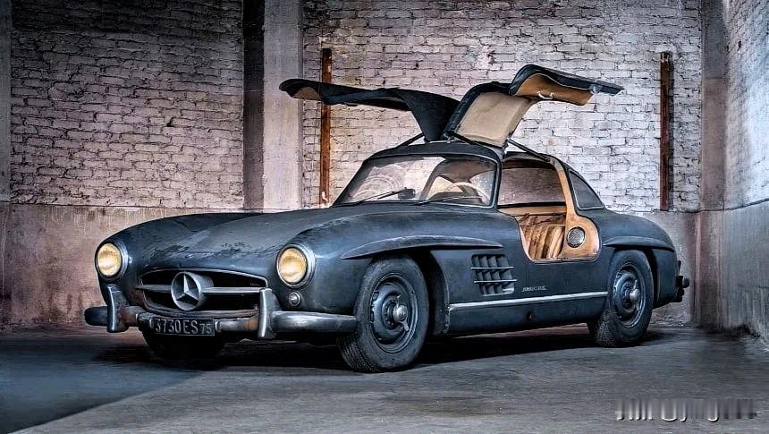 Artcurial 拍卖行在巴黎举办的“汽车传奇”拍卖会于本周落下帷幕，共有四辆