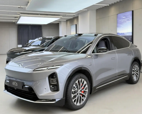 同比走弱，环比回暖。3月1-22日乘用车零售92万辆，同比降16%、环比增19%