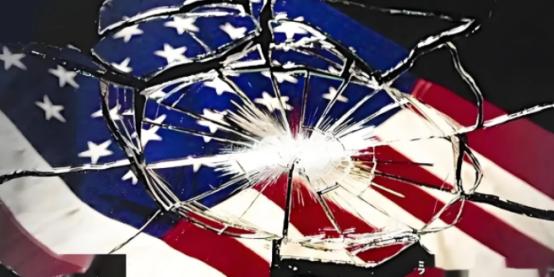 这次我们发布的稀土出口管制措施中，有一条特别引人关注，就是针对芯片半导体行业的。