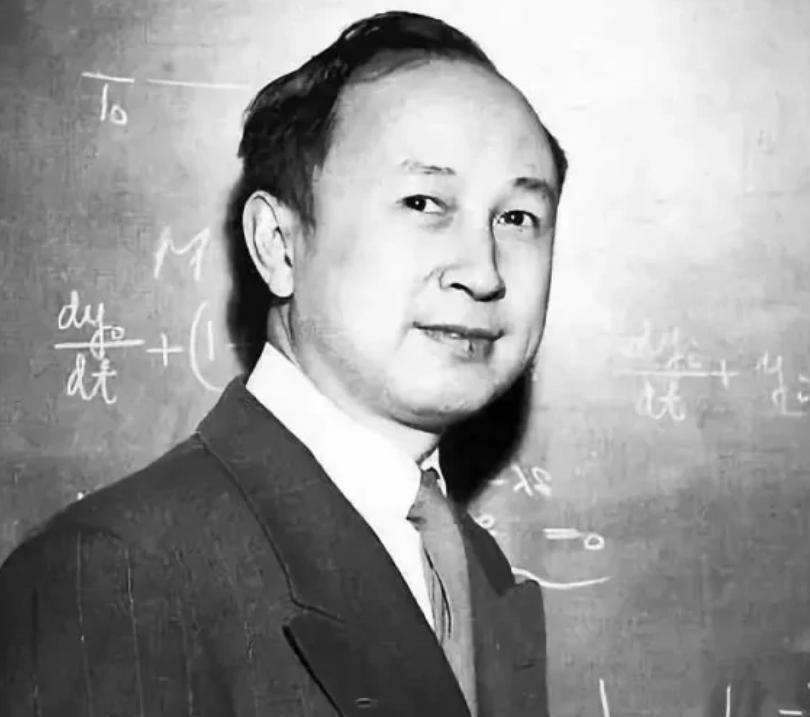 1956年聂荣臻提议钱学森出任导弹研究院院长，最终中央批复表示同意任命，这背后有