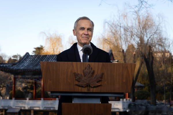 重磅！加拿大总理卡尼宣布：进口4.9万辆中国电动汽车，关税直接从100%降至6.