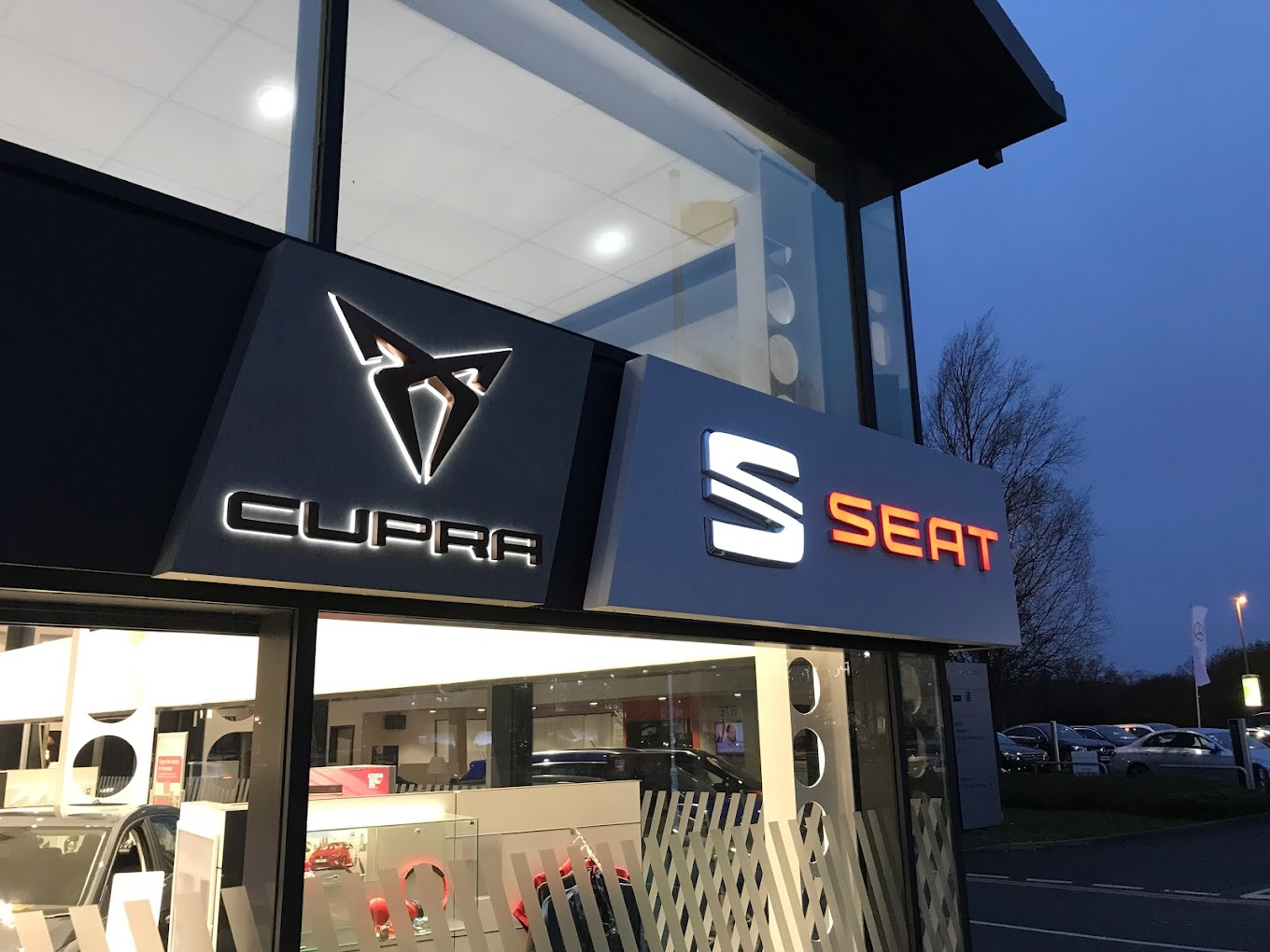 #西雅特品牌将退市#【SEAT品牌退市，CUPRA接棒】就在#iaa2023慕尼