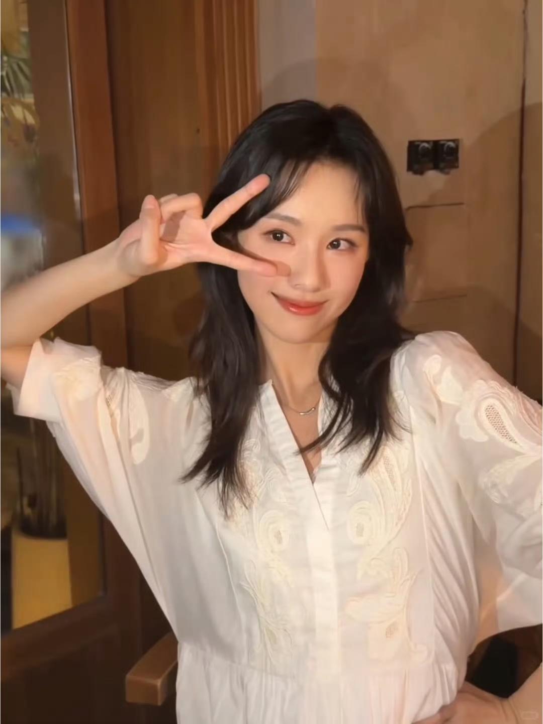 陈都灵