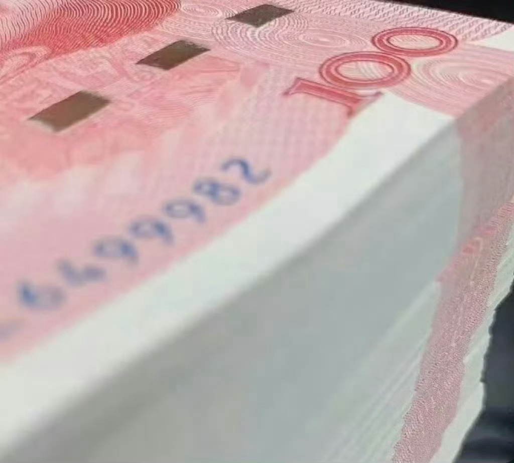 钱辈，请一定要合法的缠上我啊 ​ ​​​