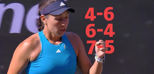 佩古拉：我再不想跟你打了，溜了我一晚.
普丁塞娃：哈哈哈，我打得可开心了[奸笑]