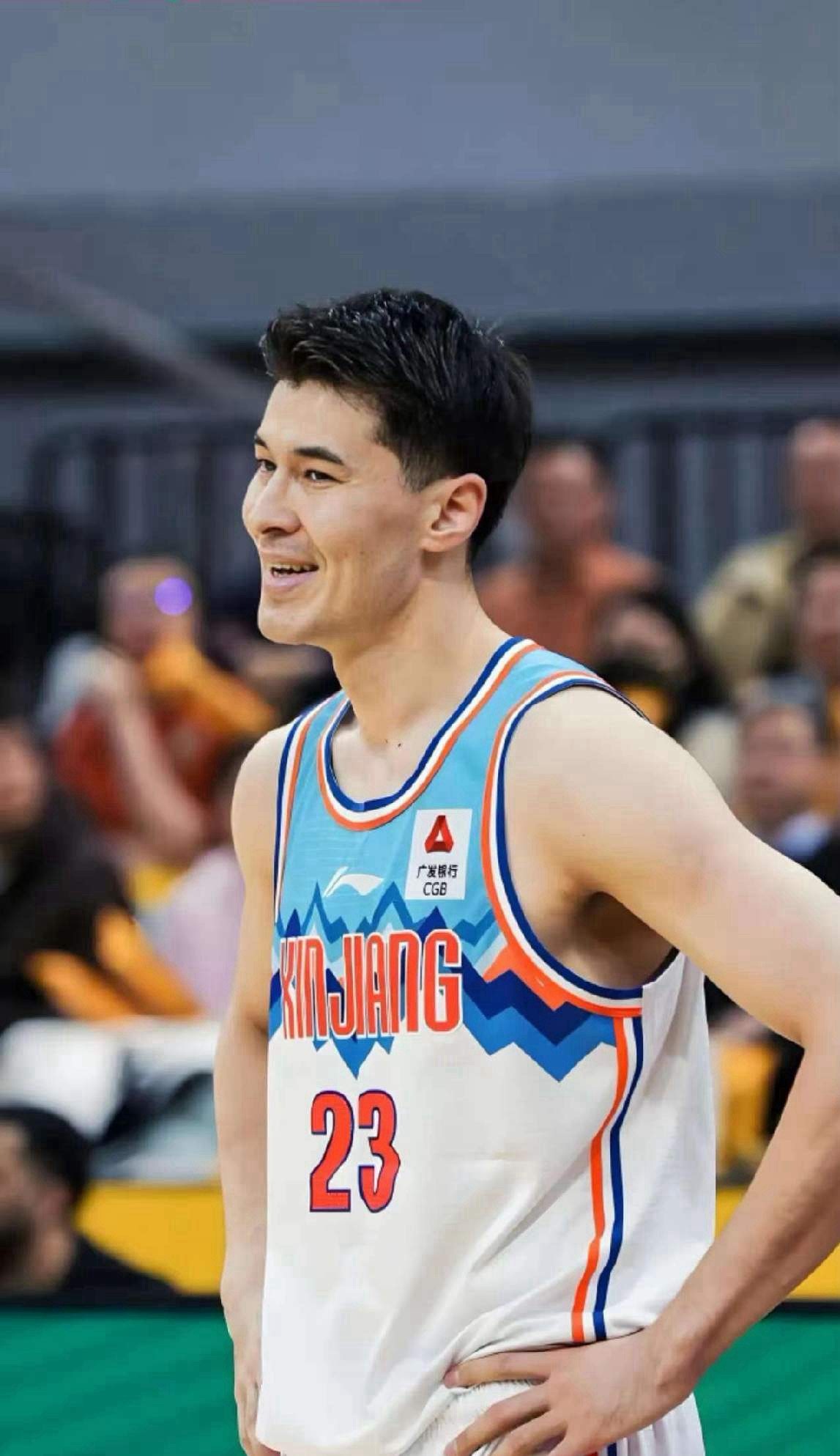 新疆主场79-97不敌青岛！一战让人彻底看清以下三位球员：1、纳托尔通过这场比赛