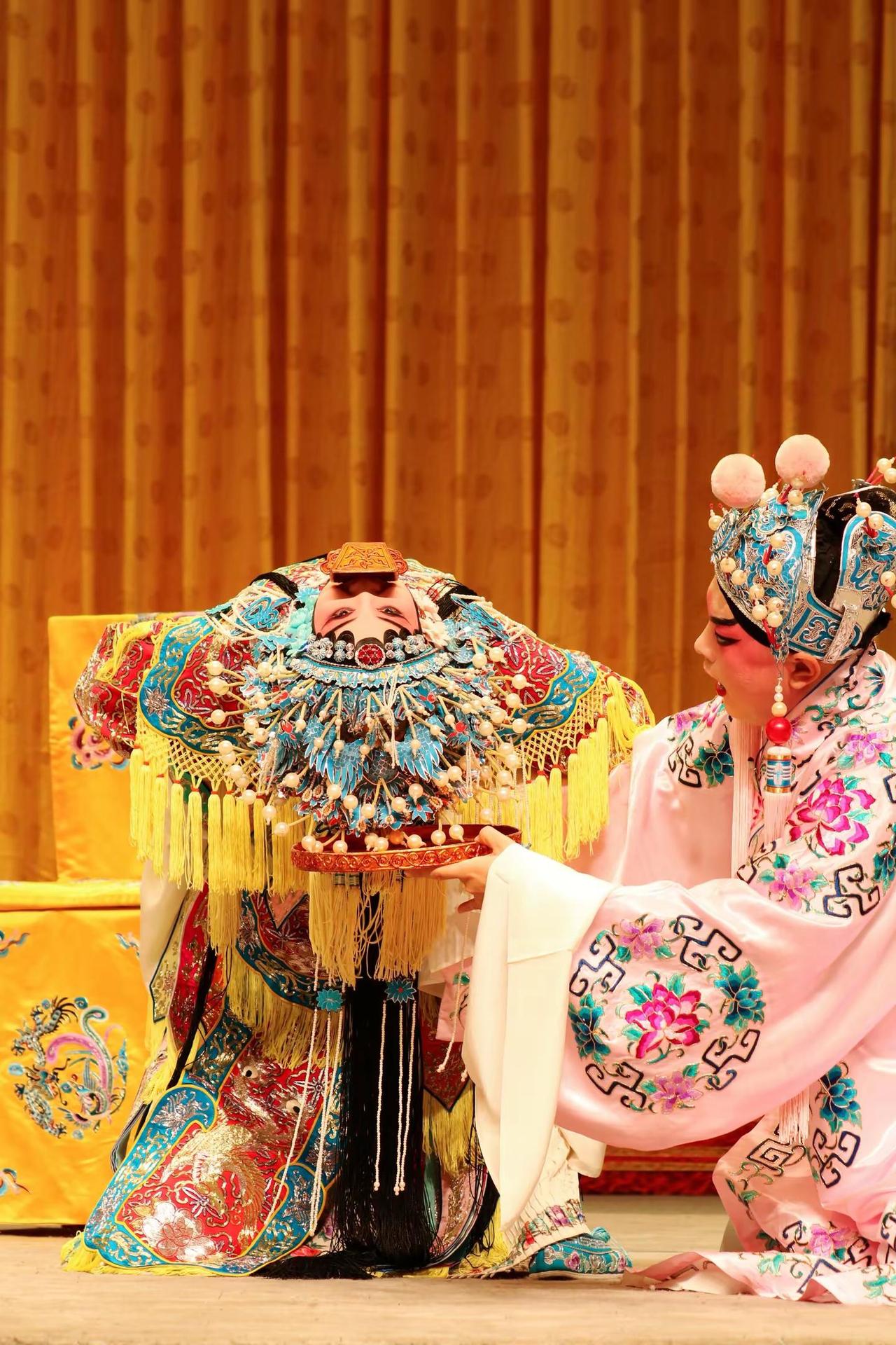 贵妃醉酒。张慧芳 夸她就行了 美的窒息..醉的撩人..