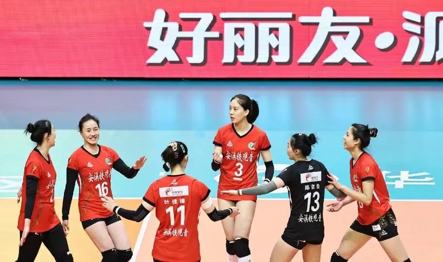 北京女排新赛季取得两连胜，3:1福建女排（25:22/23:25/25:22/2