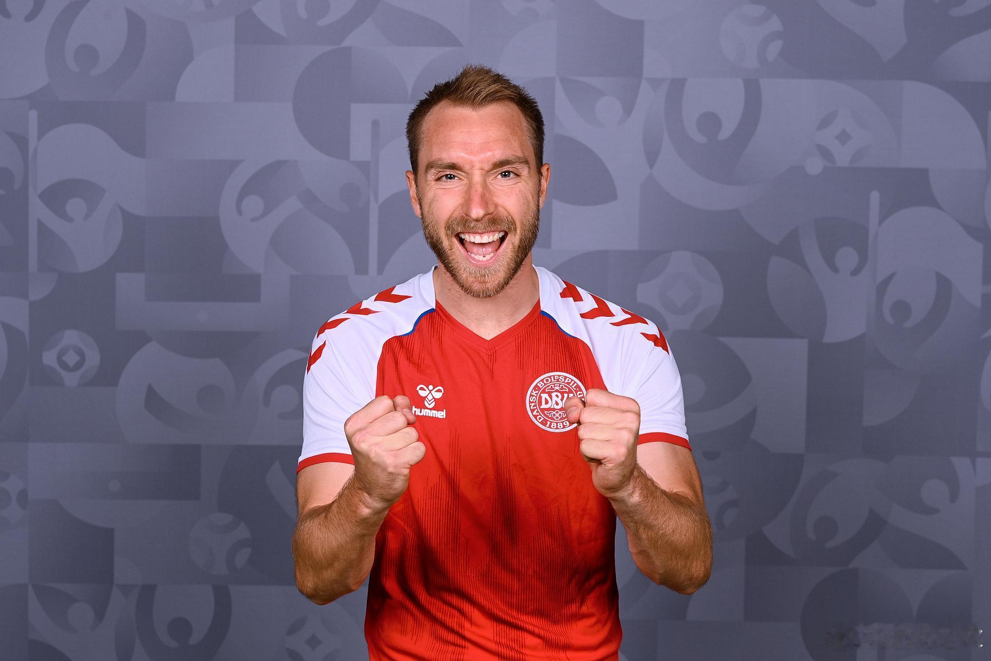 效力于沃尔夫斯堡的丹麦球星埃里克森在《泰晤士报》专访中，谈及个人身体状况、曼联生