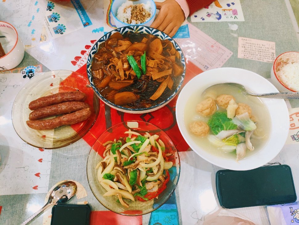 吃兰么 好好吃饭