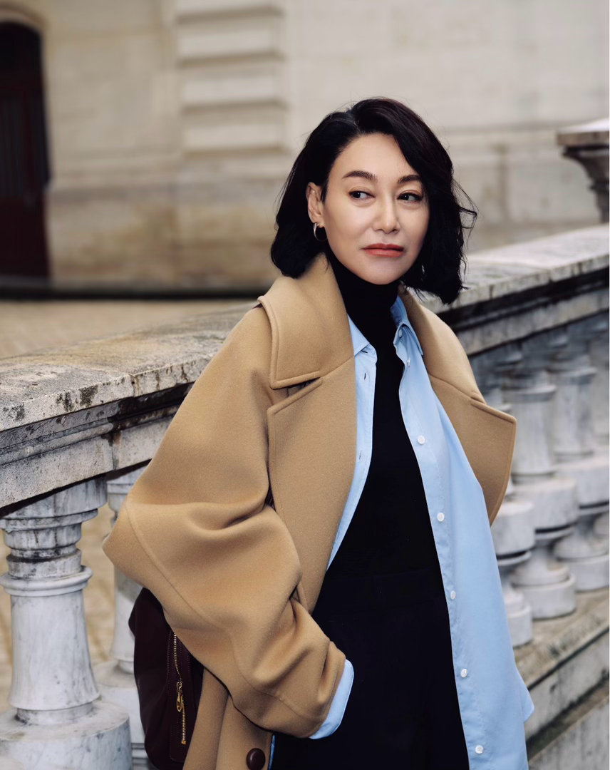 惠英红想教倪妮考驾照惠英红自称车神要教倪妮学车我妮考个科二还把惠英红喊来了哈哈哈