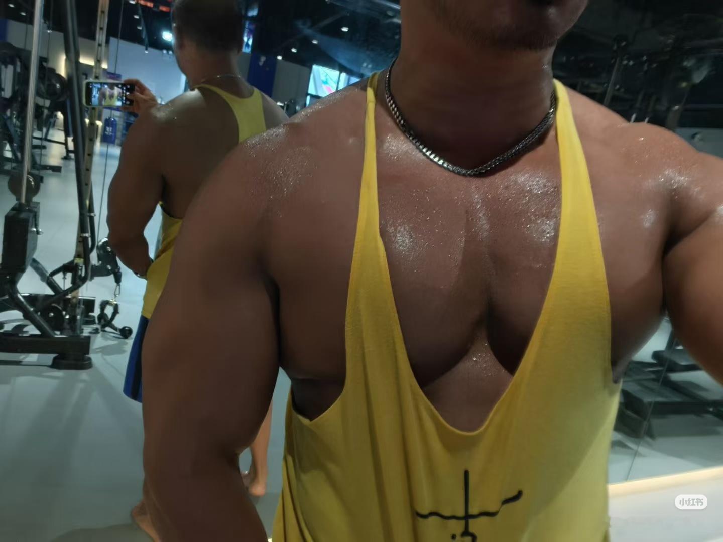 汗水大胸 