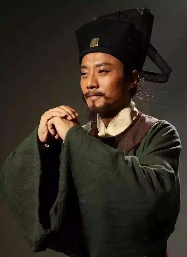 宋江才是水浒最虚伪的人，表面仁义，实则害惨所有梁山兄弟


嘴上满口仁义道德，江