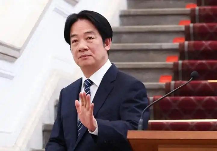 赖清德窜访黄了！

这两天对岸最大的新闻，莫过于赖清德原定明天出发的斯威士兰窜访