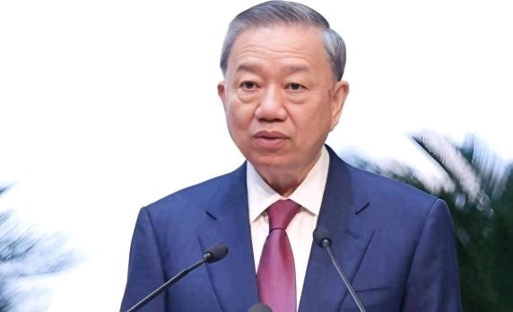 纽约，越南领导人苏林赴美参加联合国大会，接受美国媒体采访，直接对外表态，越南不接