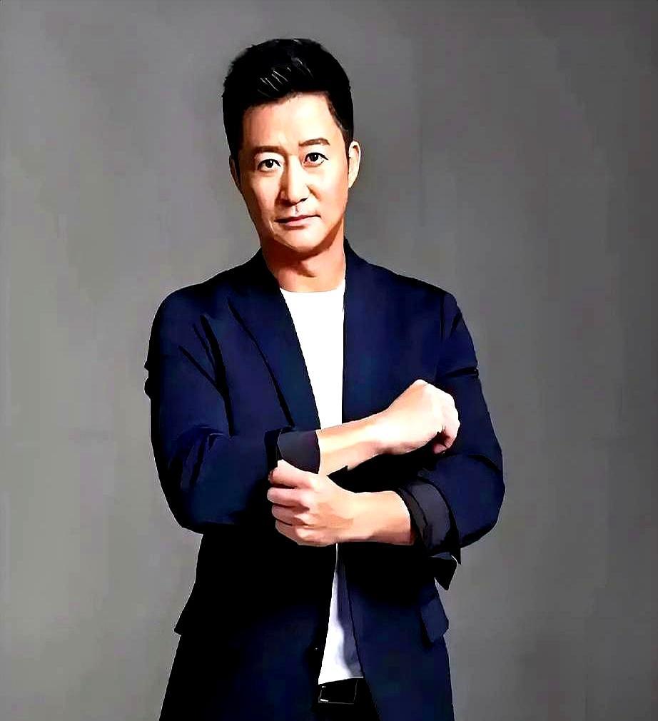 排片才16%，敢砸8个亿？
吴京这回赌输了？
真打真摔，不是说说而已。
组里的武