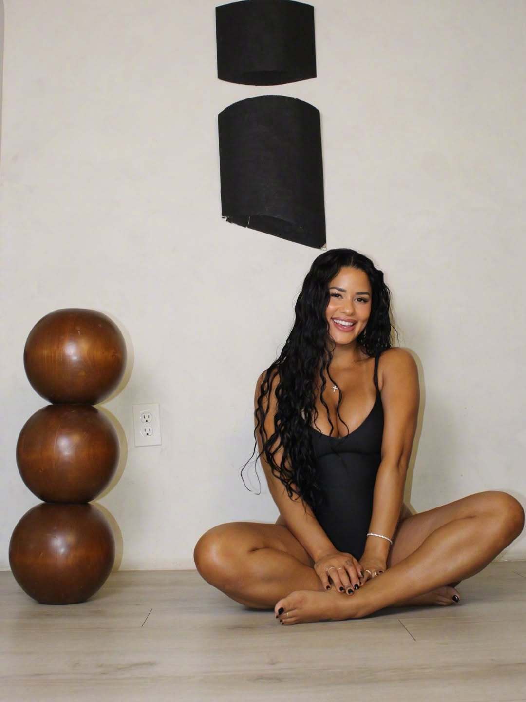 希罗前女友、孩子妈妈Katya Elise Henry与希罗因监护权&抚养费问题
