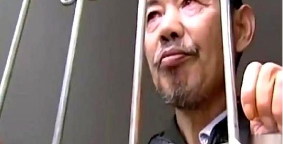 河南村民徐林东就因为帮残疾女邻居写了几封维权信，后在北京被带走送入精神病医疗机构