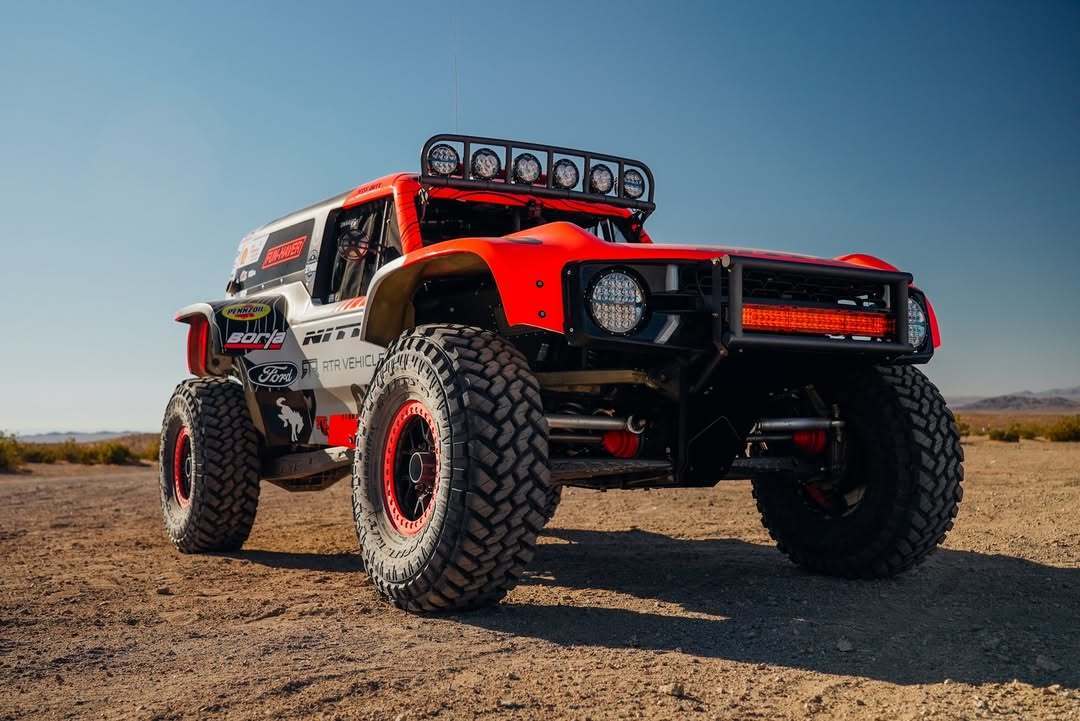 能在沙漠里尽情撒欢的越野车才是真的神