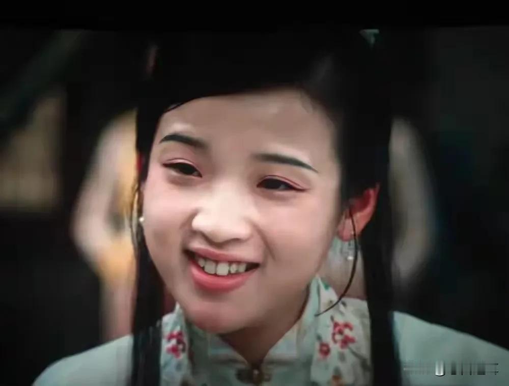 看到如此红光满面的黛玉，可以期待新版红楼不再悲剧了
黛玉:红光满面，身体健康，不