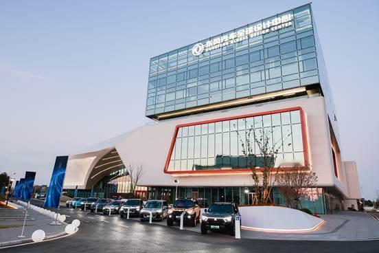 东风“梦想车之夜·2025”盛大开启，青春智慧是关键
 
11月19日，东风汽车