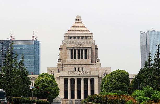 10月5日，日本首相高市早苗在第222届国会临时会发表施政演说，释放出差异化对华