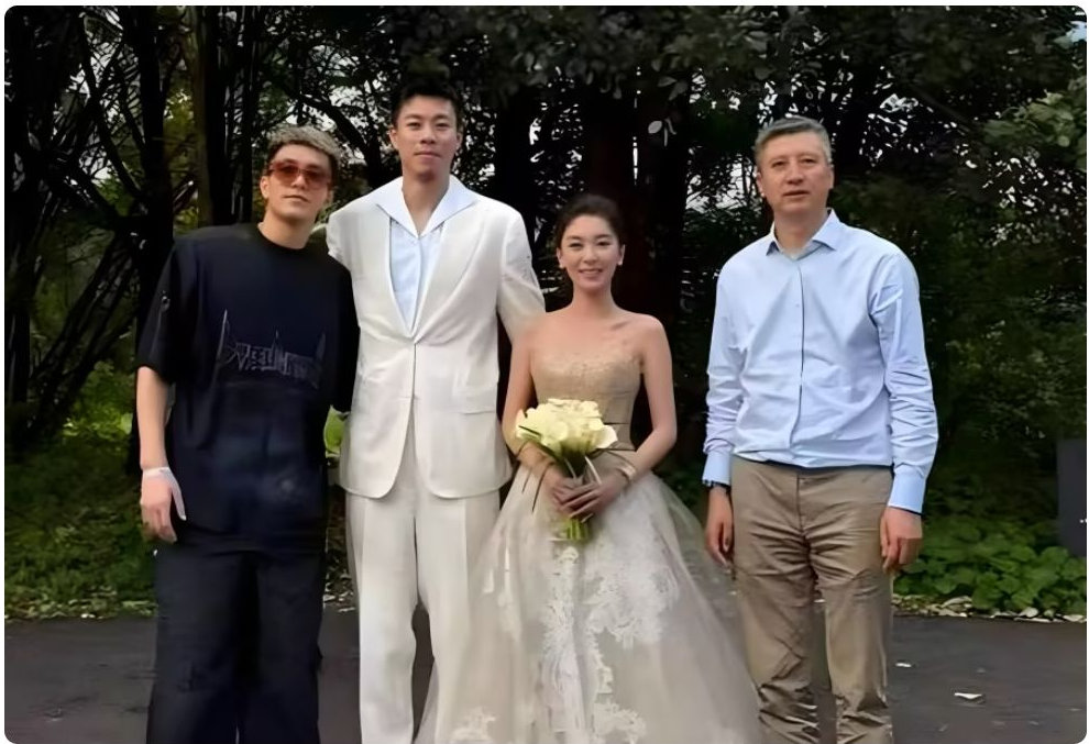 辽宁人成了广东女婿，CBA被骂得最惨的关系户，靠实力拿到顶薪 