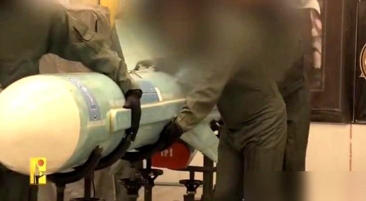 一枚伊朗导弹，炸出了中东战场最诡异的一幕。

这事说出来真的跟演段子似的，三方各