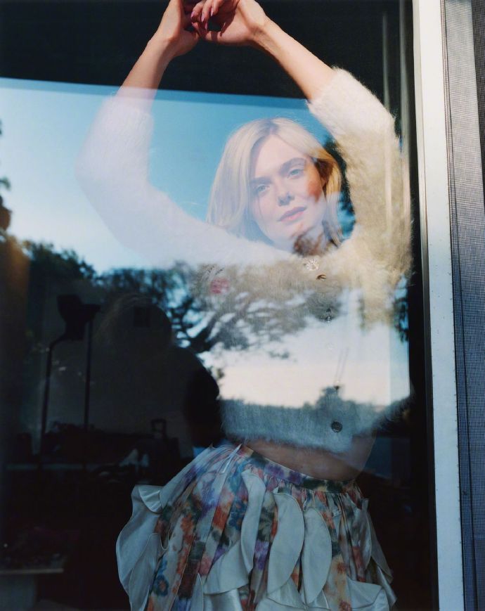 Elle Fanning “范宁妹妹” Vogue Spain 西班牙版四月刊封