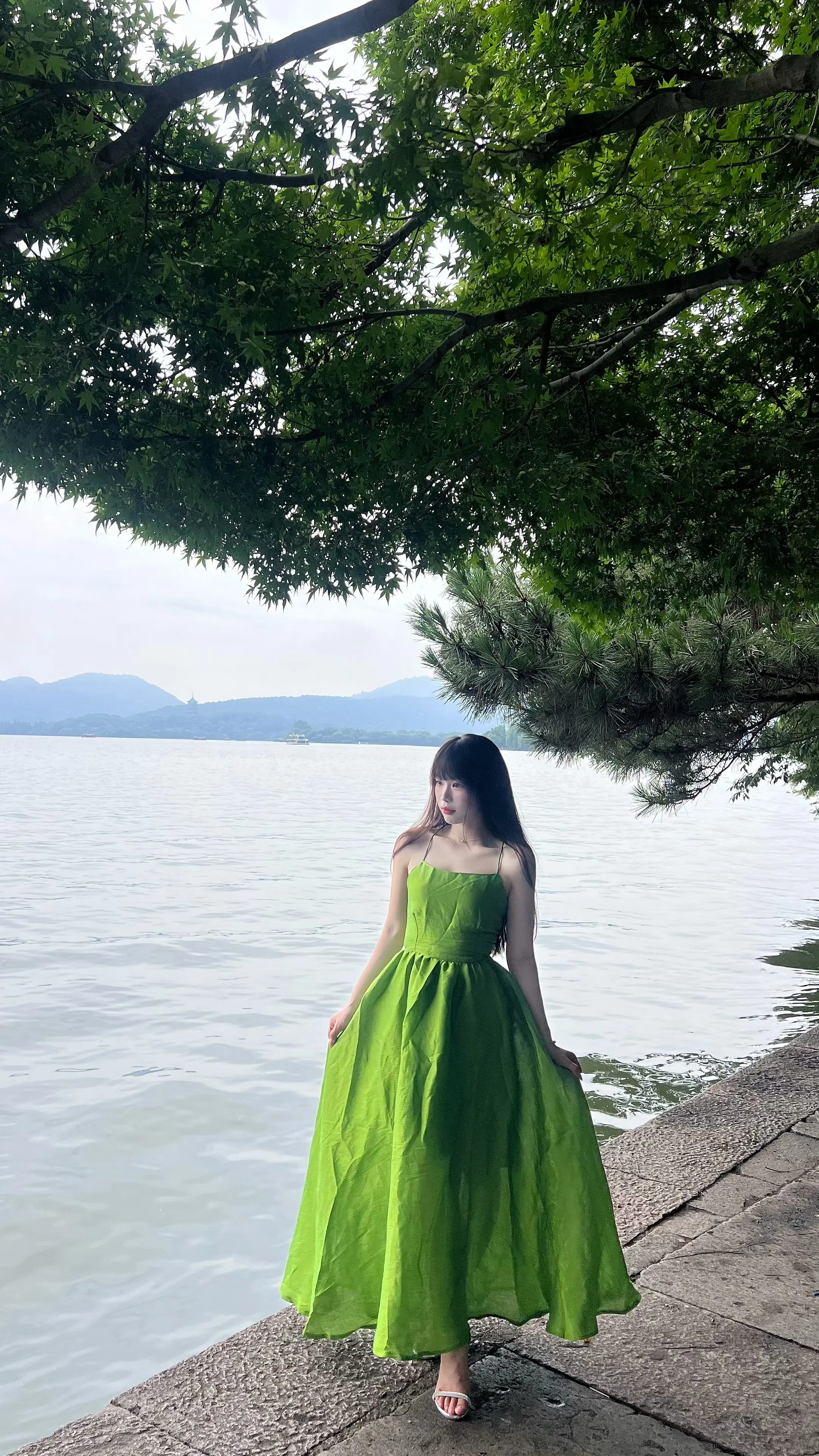 缘分本就稀薄寡淡 相逢一场已是感激万分.
